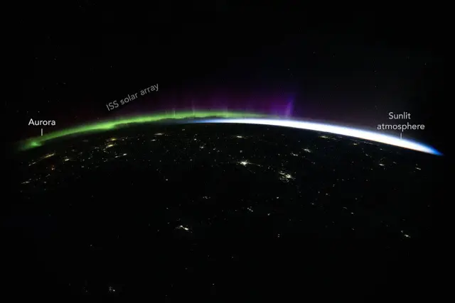 Binafsha tuman Aurora